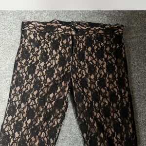 Chic Black Lace Women's Skinny Pants